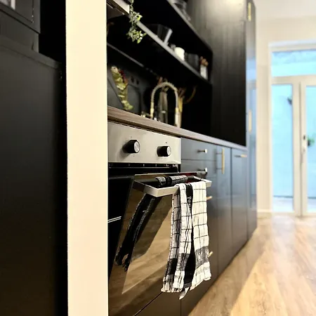 3 Min Walk-meir Cozy 3-4br House Feriehus Antwerpen