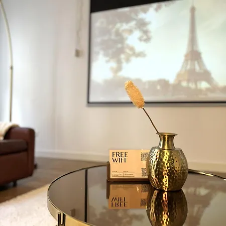 Dom wakacyjny 3 Min Walk-meir Cozy 3-4br House